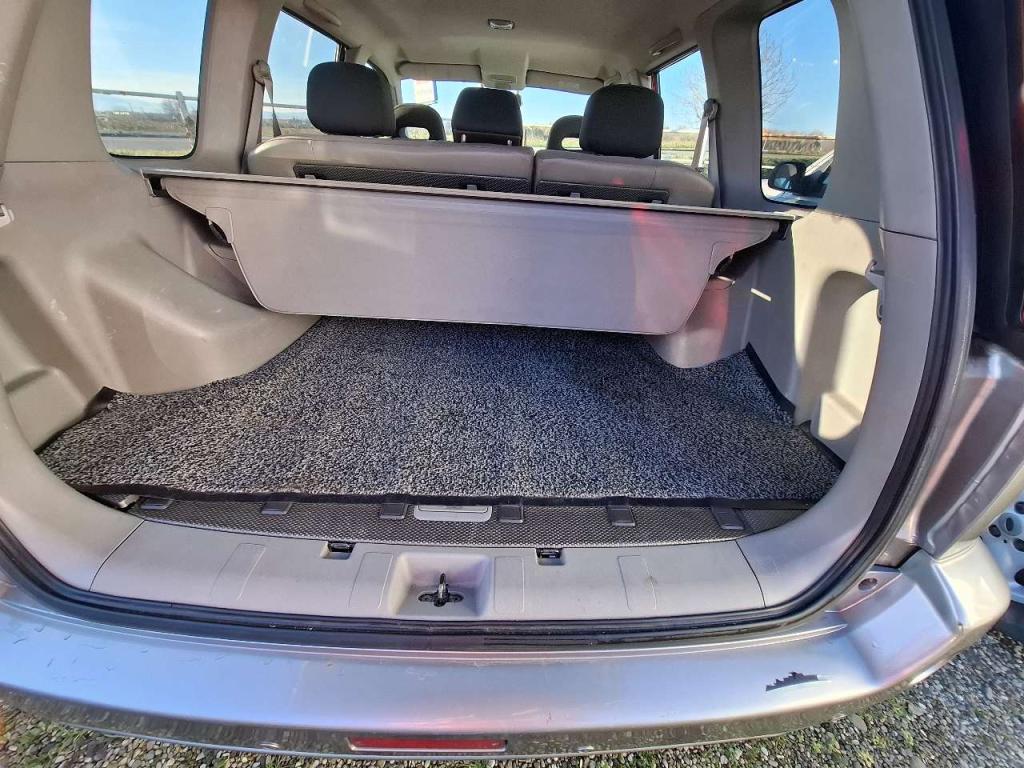 Nissan T30 X- TRAIL Photo 6