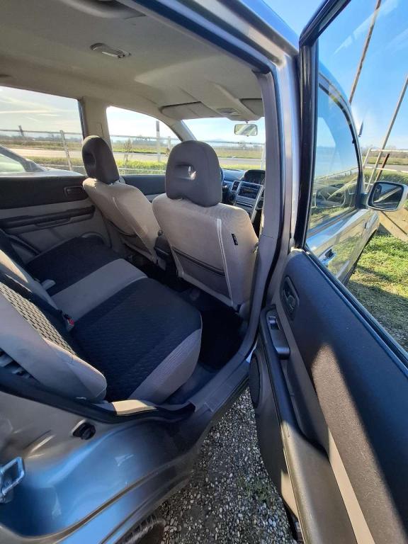 Nissan T30 X- TRAIL Photo 9