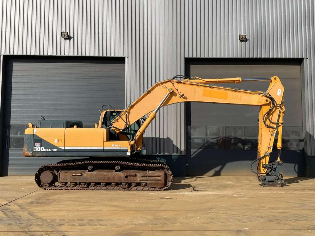 Hyundai Robex 300NLC-9A Photo 6