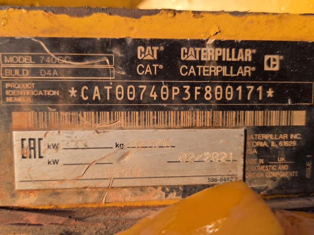 Caterpillar 740GC Photo 10