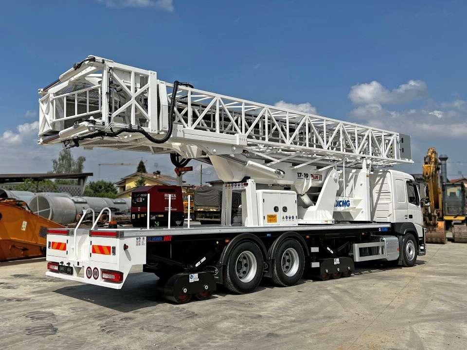 Volvo FM380 6X4 NEW MODEL Photo 13