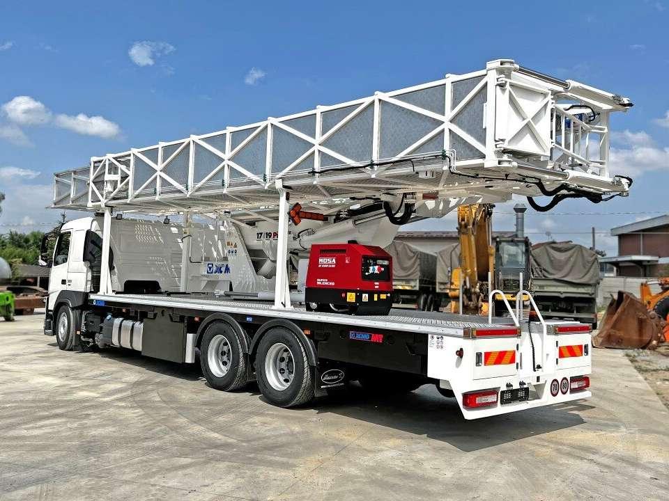 Volvo FM380 6X4 NEW MODEL Photo 3