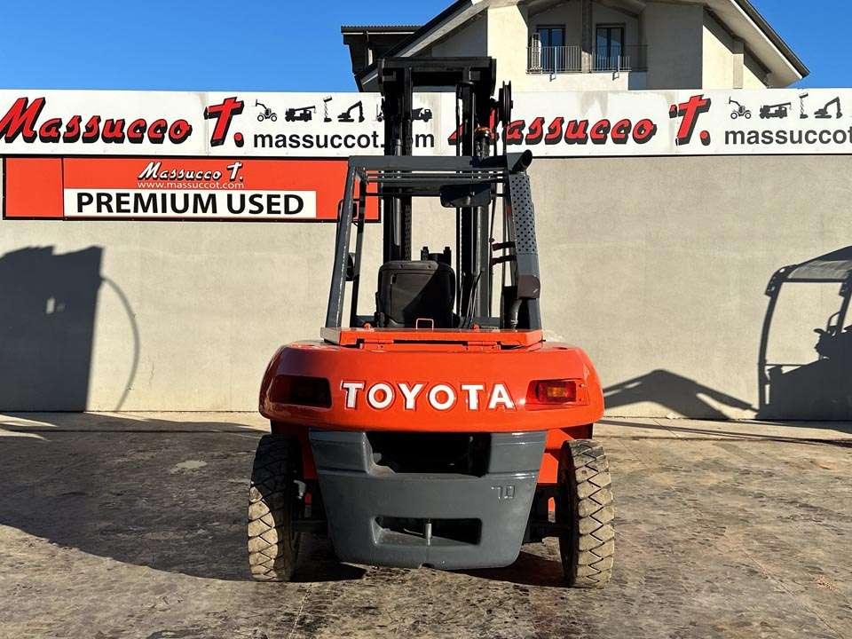 Toyota 5FD70 Photo 16