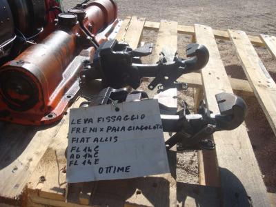 LEVA SUPPORTO FISSAGGIO FRENI pour Fiat Allis FL14C, AD14C , FL14E en vente par OLM 90 Srl