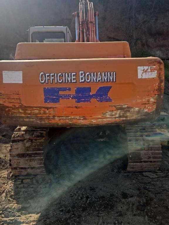 Fiat Hitachi ex235 Photo 3