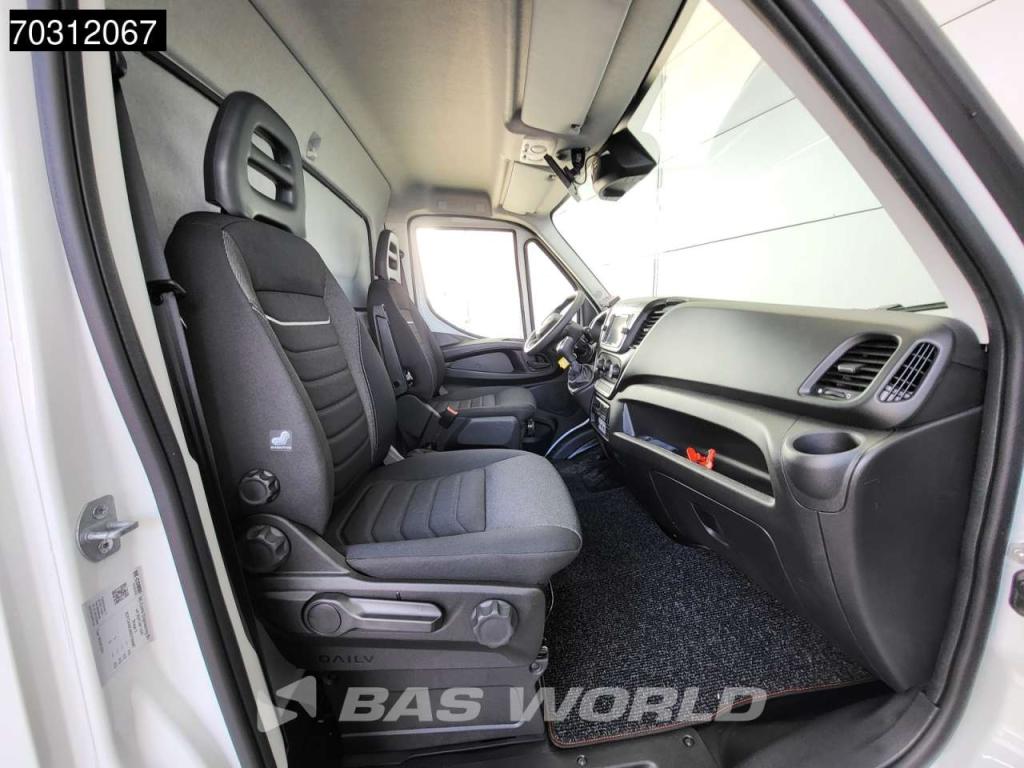 Iveco Daily For rent in Germany from €3.795 per month Cruise control Photo 21