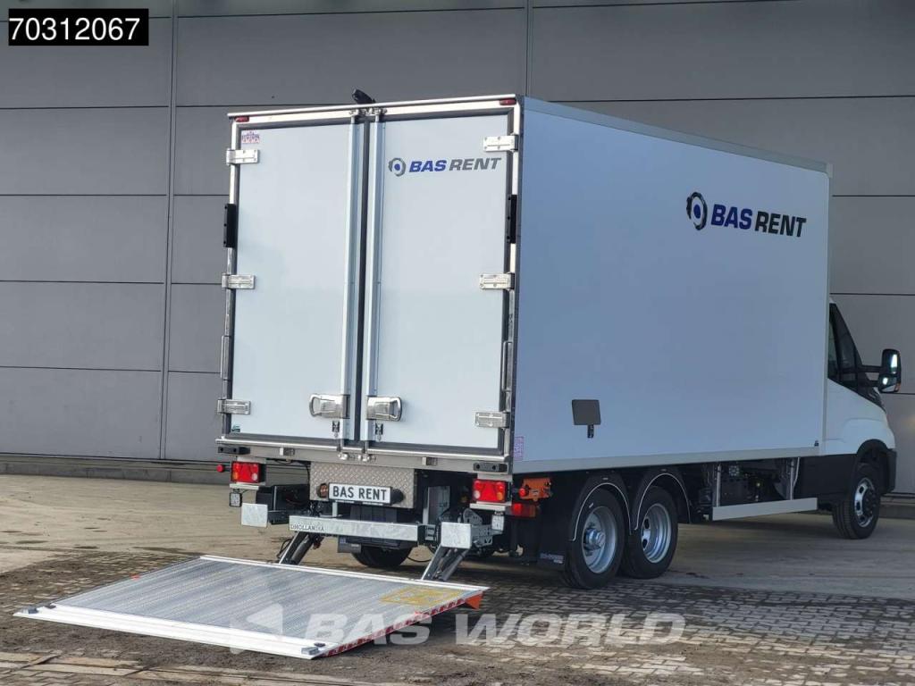 Iveco Daily For rent in Germany from €3.795 per month Cruise control Photo 7