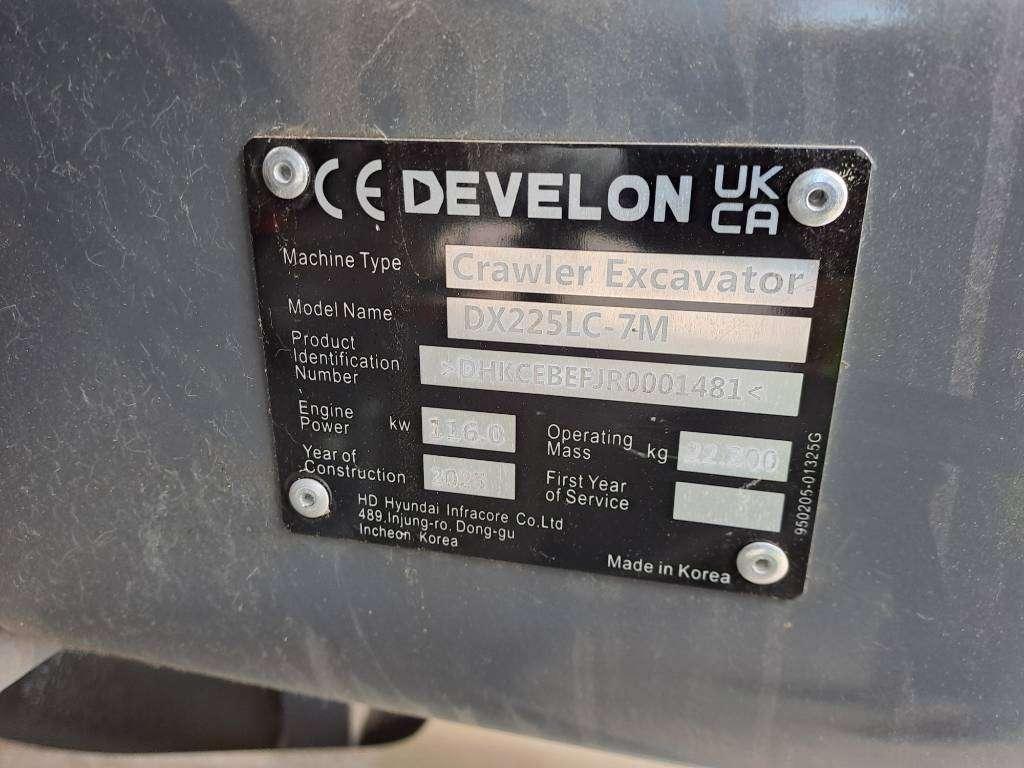 Develon DX225LC-7M (UNUSED - Multiple Units Available) Photo 12
