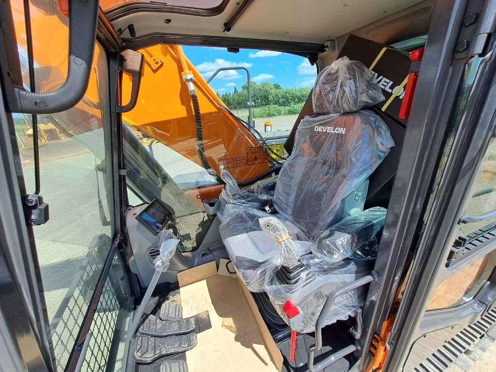 Develon DX225LC-7M (UNUSED - Multiple Units Available) Photo 22