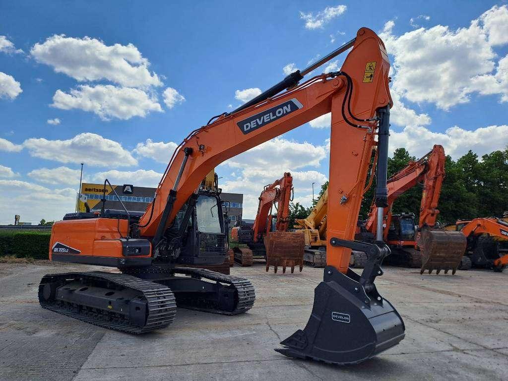 Develon DX225LC-7M (UNUSED - Multiple Units Available) Photo 7