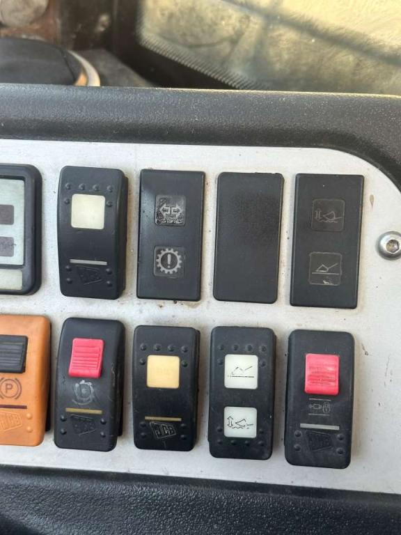 JCB 180T-HF Photo 8