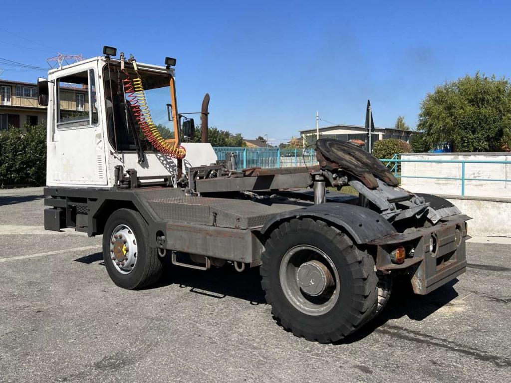 Sisu TR150A/2600 Photo 3