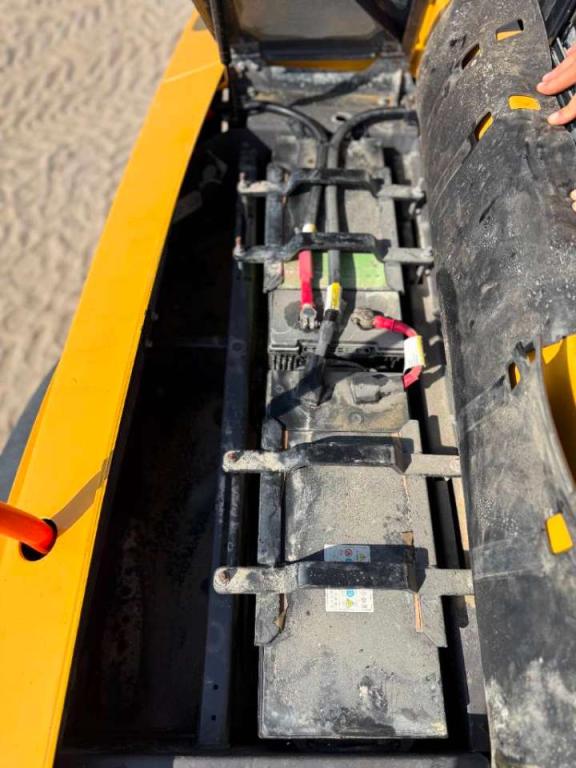 Volvo A40G (EXW - Abu Dhabi) Photo 19