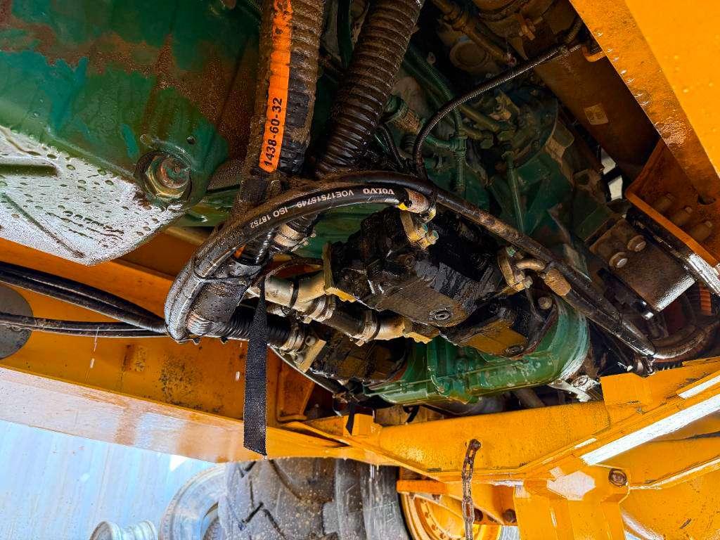 Volvo A40G (EXW - Abu Dhabi) Photo 20