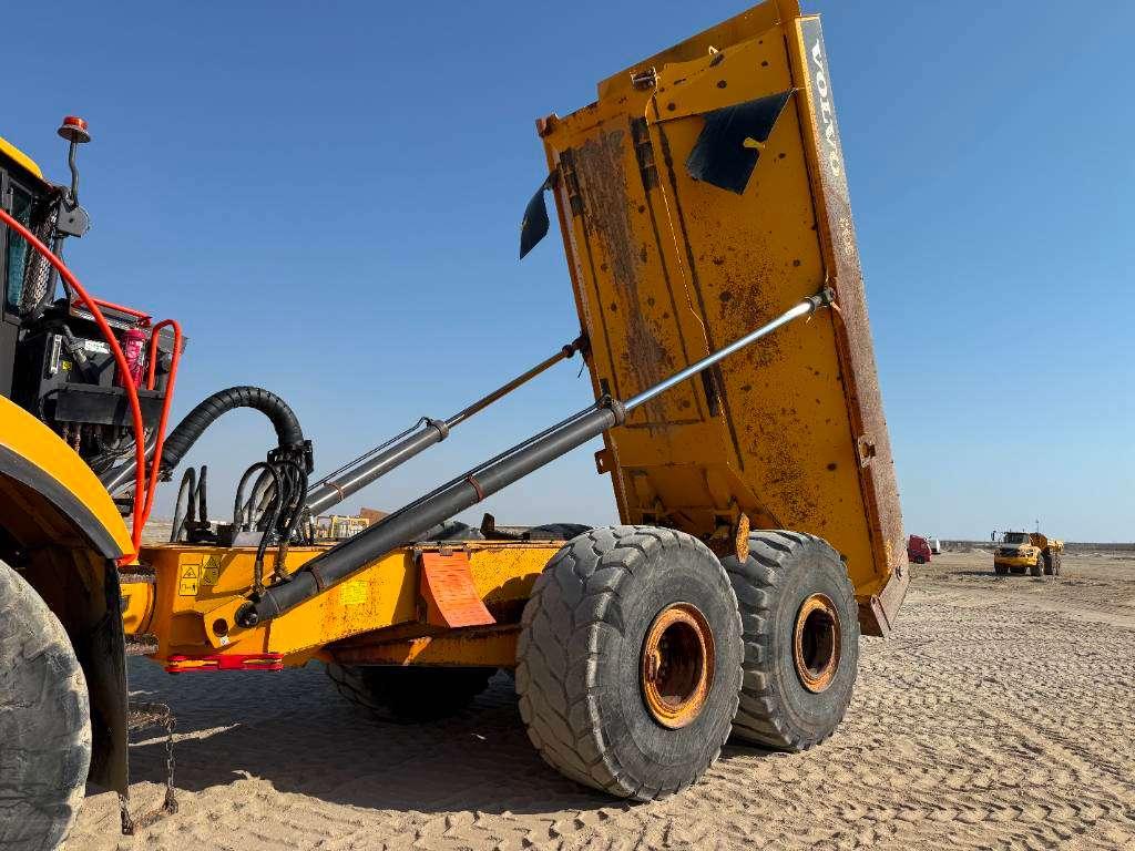 Volvo A40G (EXW - Abu Dhabi) Photo 23