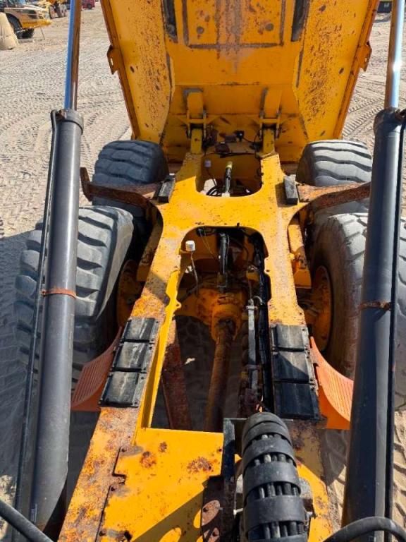 Volvo A40G (EXW - Abu Dhabi) Photo 24