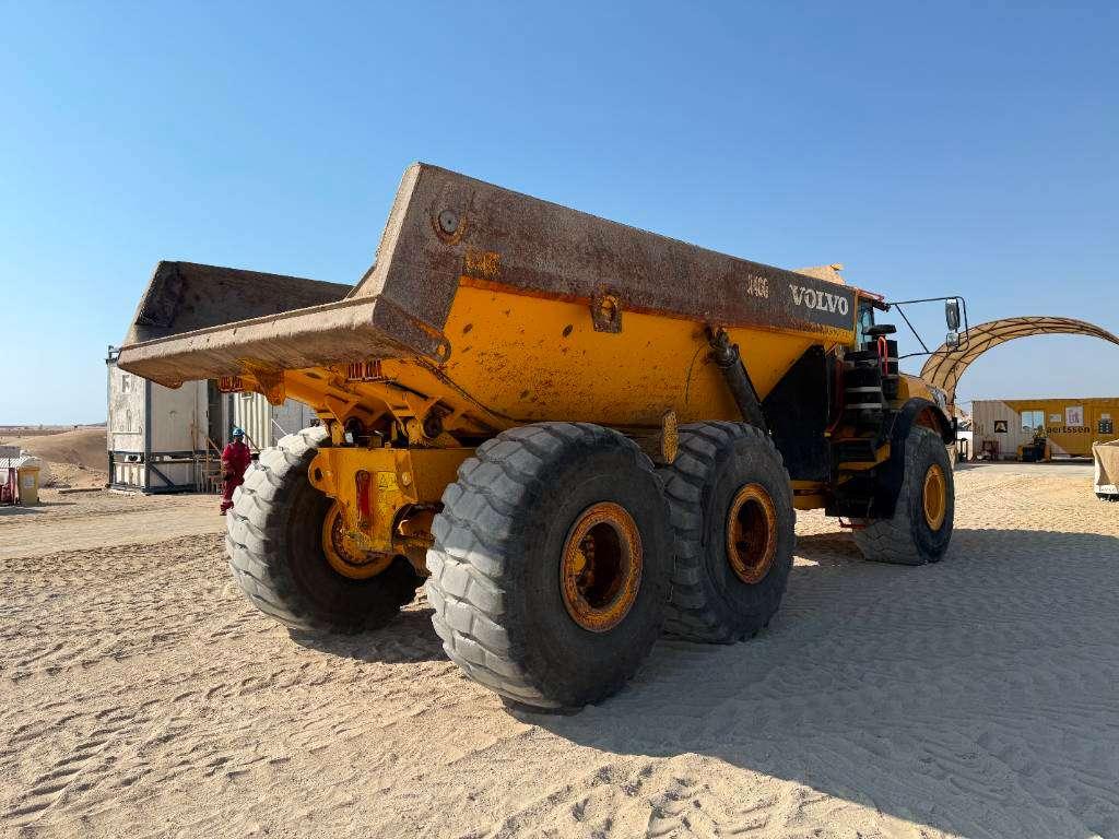Volvo A40G (EXW - Abu Dhabi) Photo 7