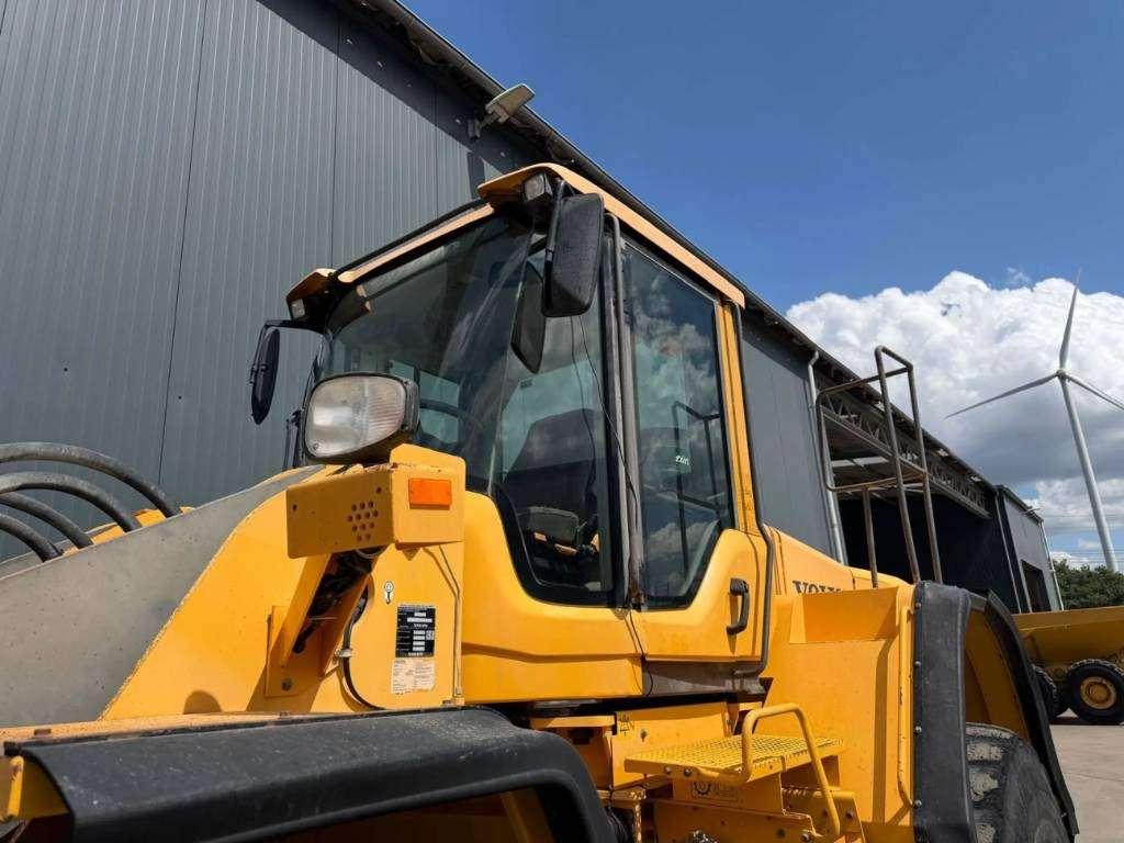 Volvo L180F Photo 13