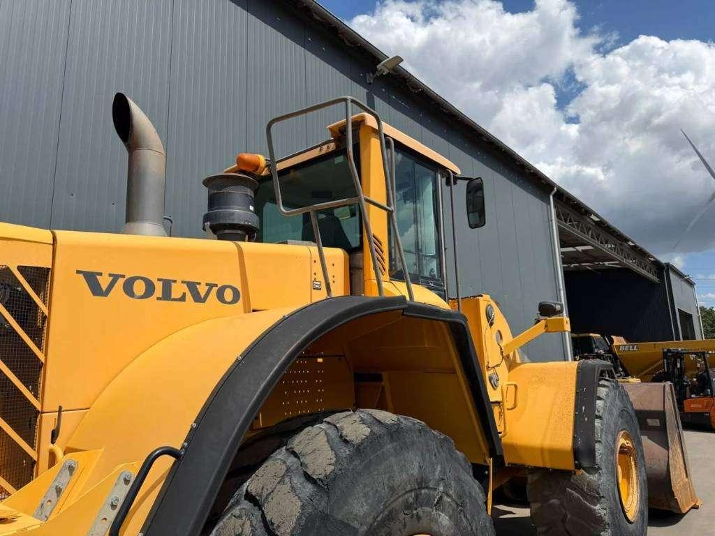 Volvo L180F Photo 9