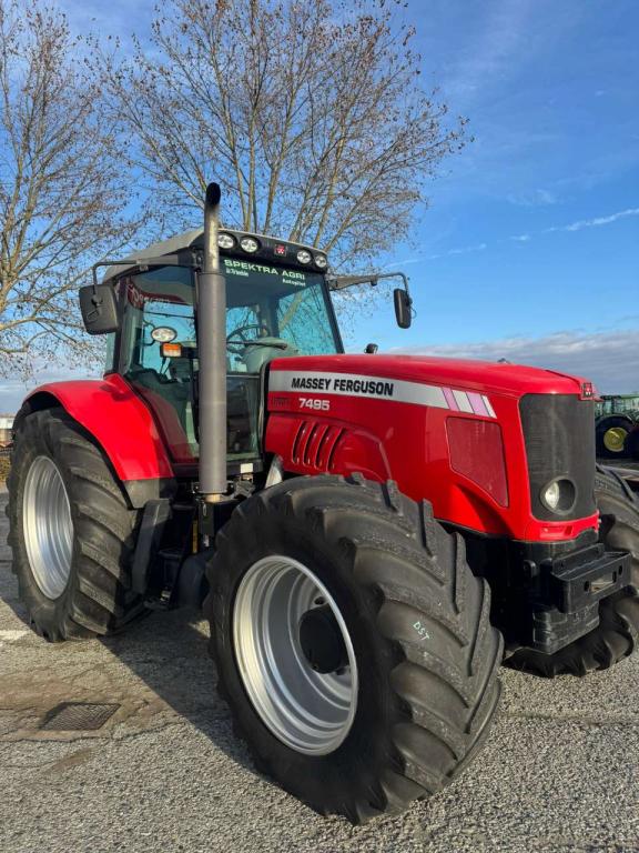 Massey Ferguson 7495 DynaVT Photo 1
