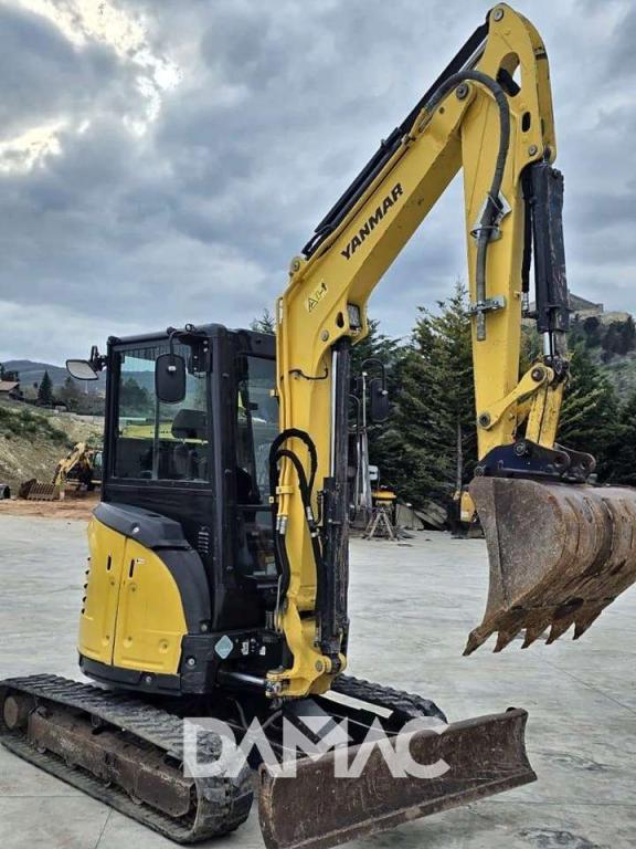 Yanmar ViO38 Photo 3