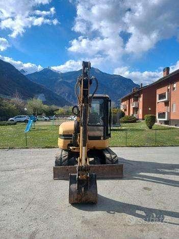 Caterpillar 304 Photo 2