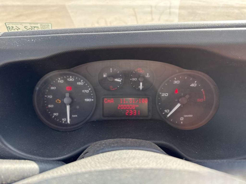 Iveco DAILY 35-120 Photo 15