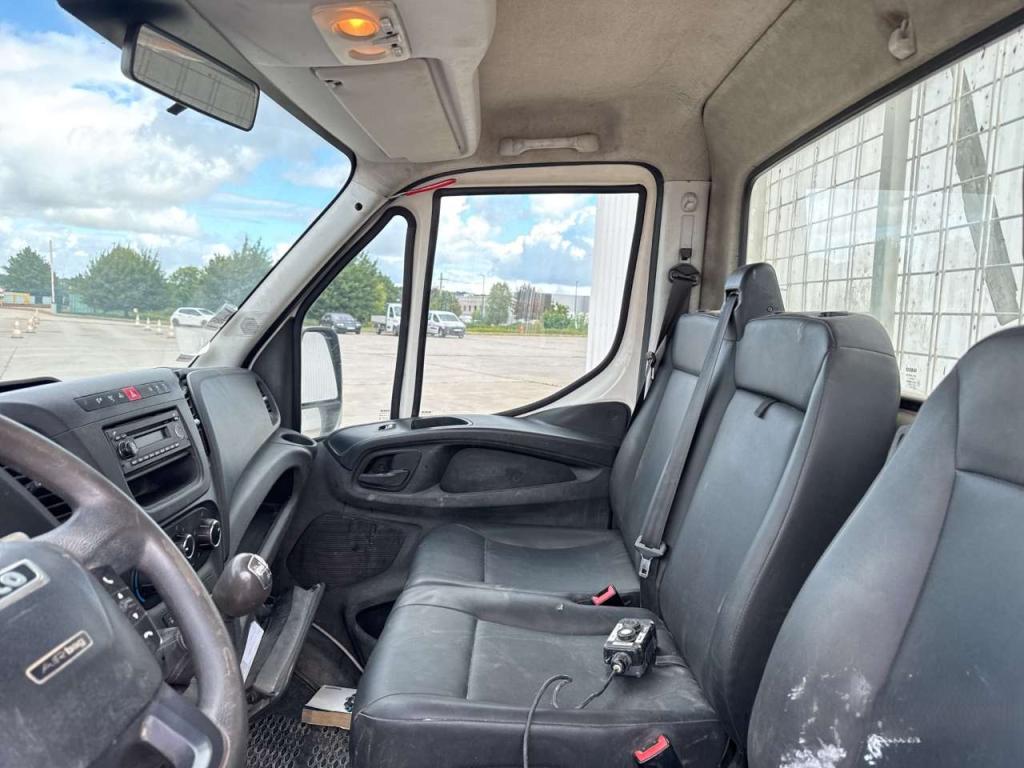 Iveco DAILY 35-120 Photo 3