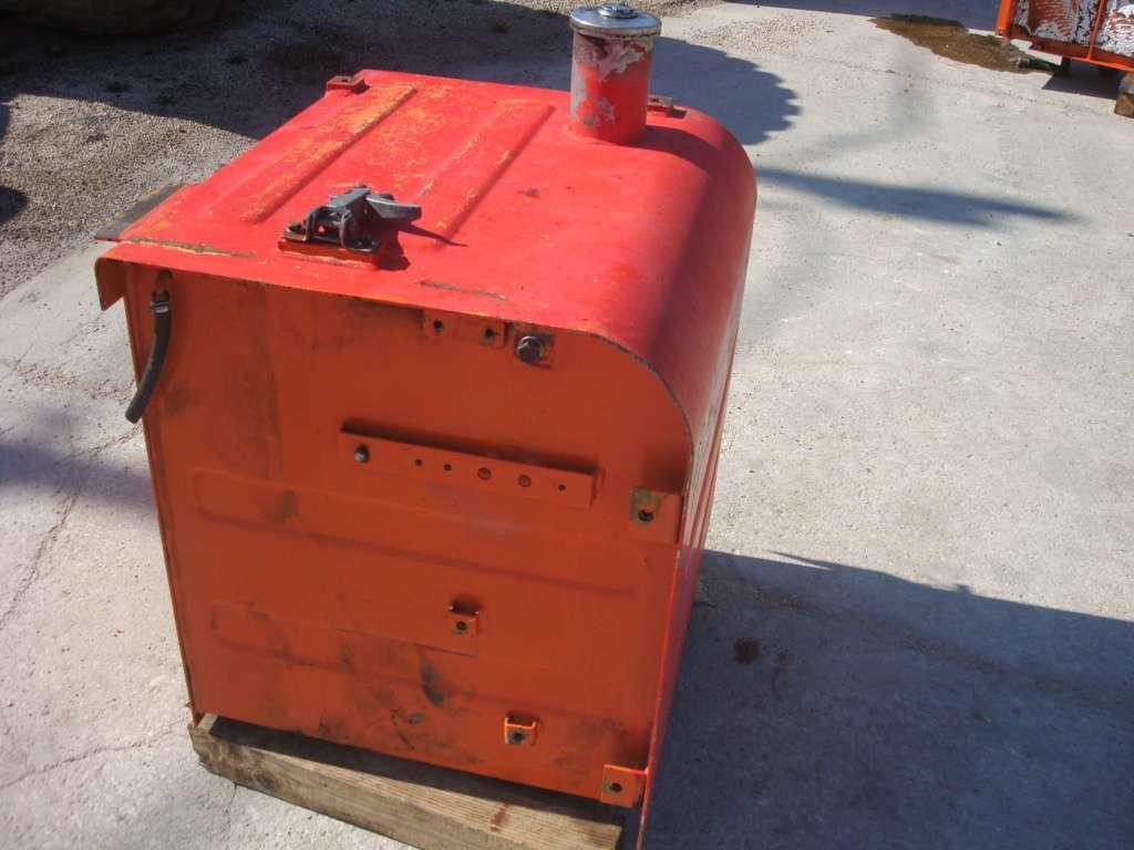 Réservoir de carburant pour Fiat Hitachi 150W3 Photo 3