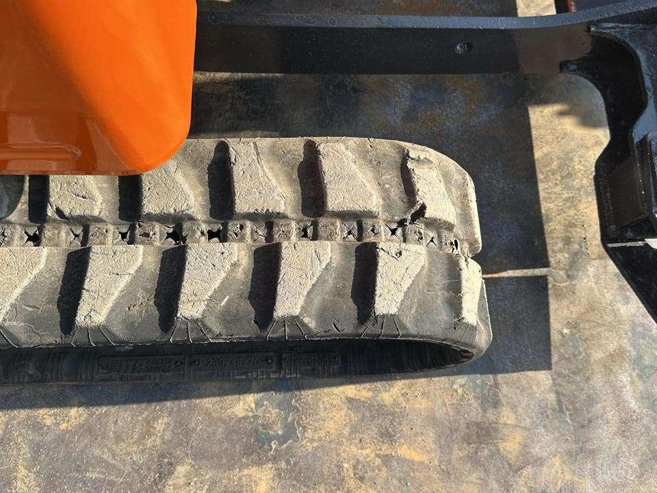 Hitachi ZX19U-5A YR Photo 5