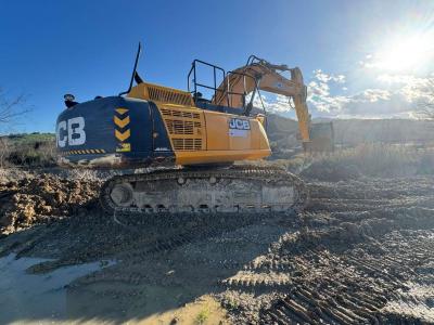 JCB JS330 en vente par Piolanti srl
