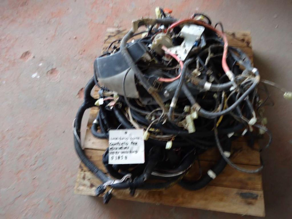 Système électrique complet pour New Holland E385B Photo 3