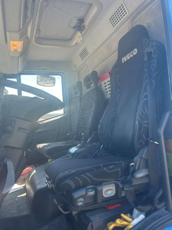 Iveco EUROCARGO 180E25 Photo 10
