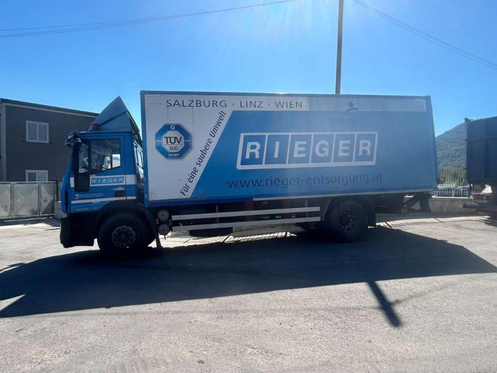 Iveco EUROCARGO 180E25 Photo 25