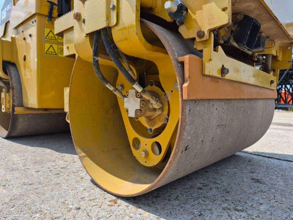 Caterpillar CB 1.7 Photo 17