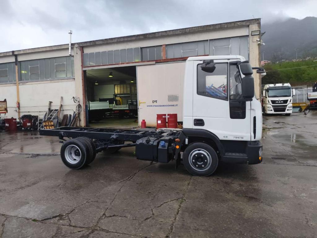 Iveco EUROCARGO 75E16 Photo 16