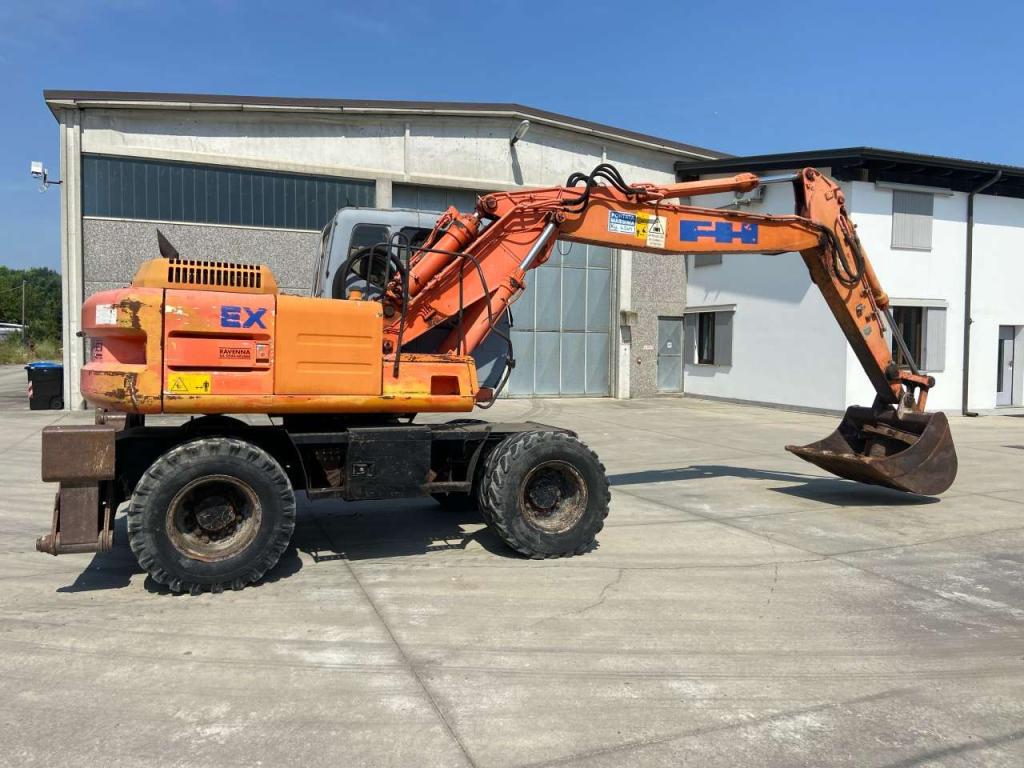 Fiat Hitachi EX135 W Photo 2