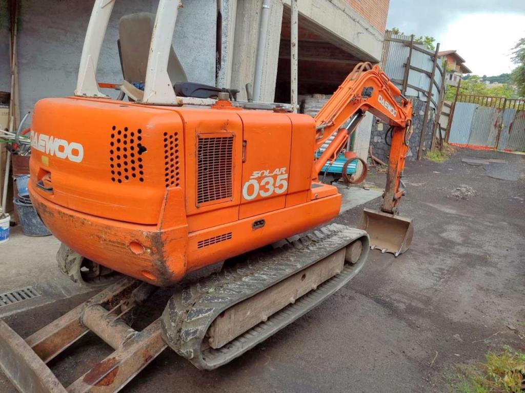 Daewoo SL035 Photo 2