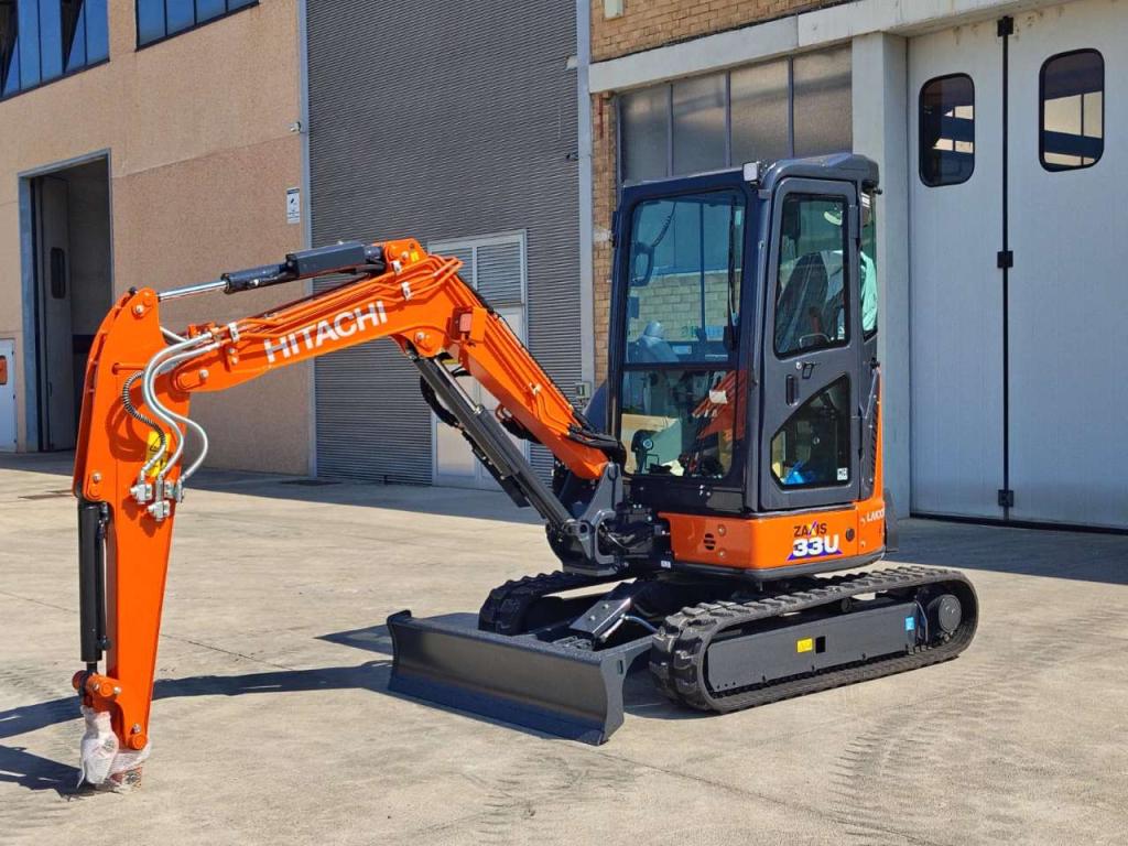 Hitachi ZX 33U-6 CLR Photo 2