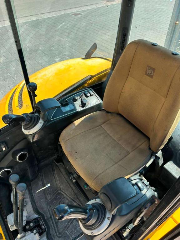 JCB 8065 RTS Photo 9