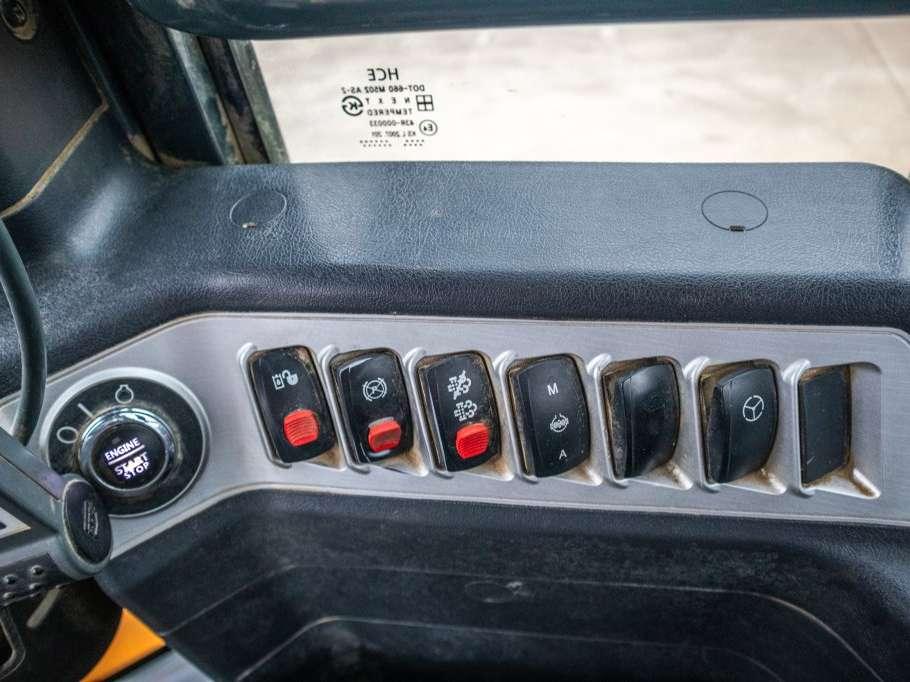 Hyundai HL955XT Photo 13