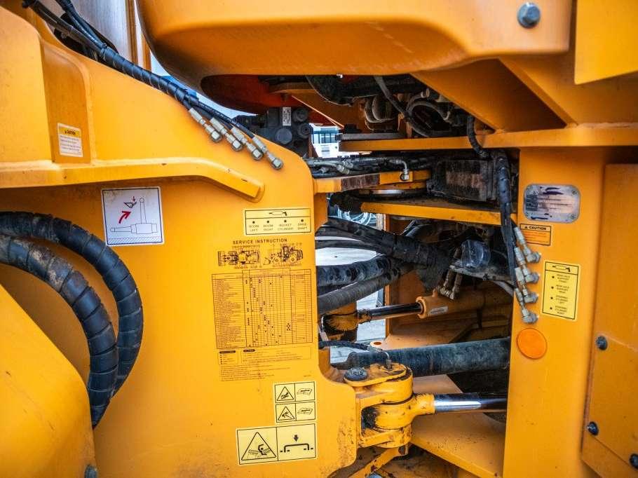 Hyundai HL955XT Photo 6