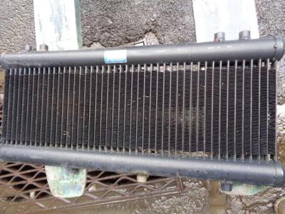 Refroidisseur d'huile hydraulique pour Fiat Hitachi W 170 en vente par PRV Ricambi Srl