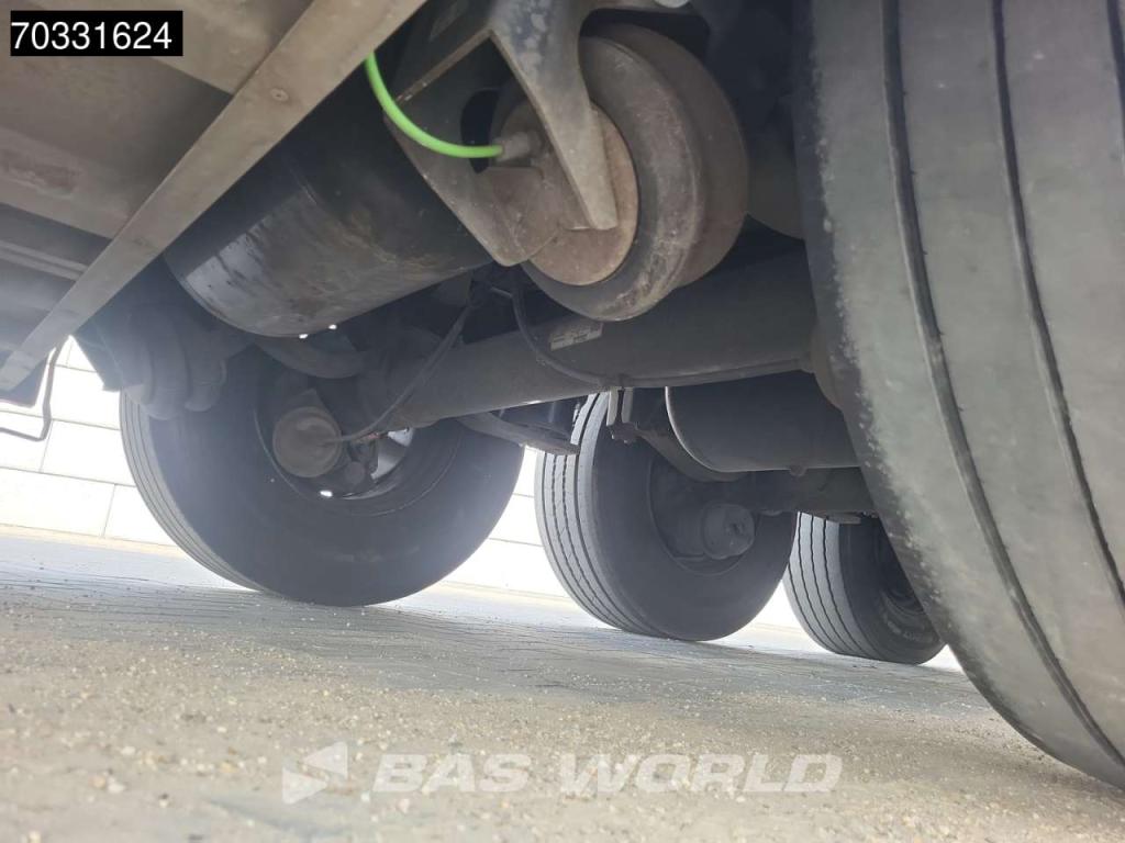 Schmitz SCB*S3B Tailgate Lift Axle 250x270cm Photo 29