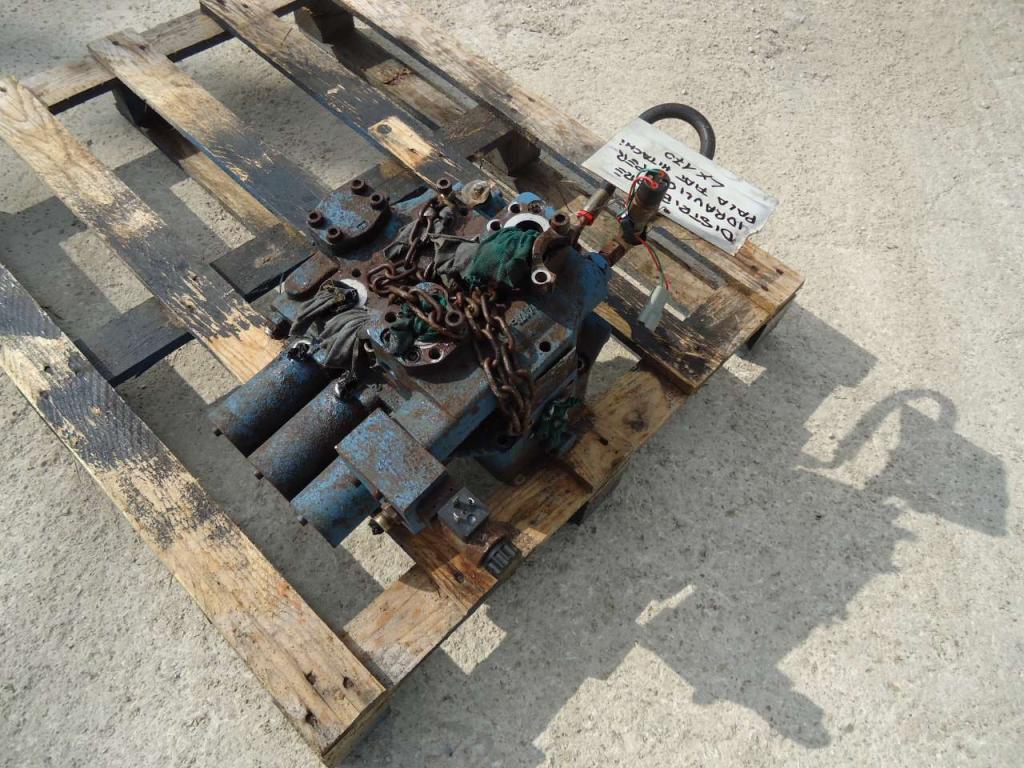 Distributeur hydraulique pour Hitachi LX170 Photo 2