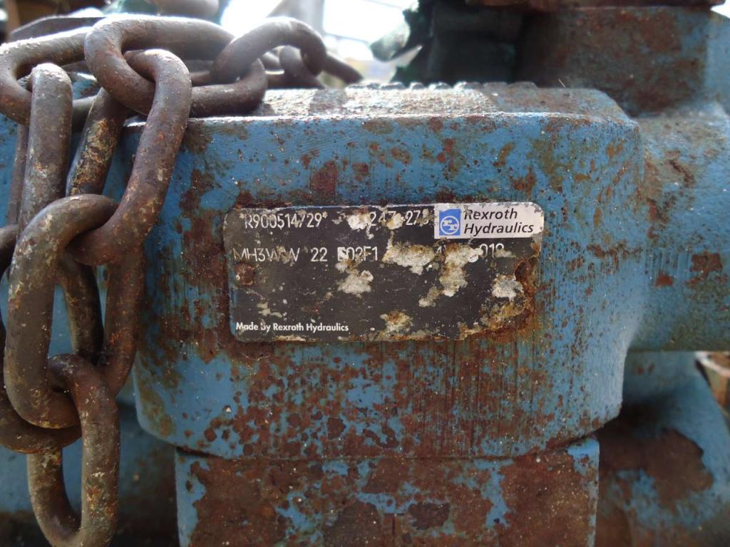 Distributeur hydraulique pour Hitachi LX170 Photo 4