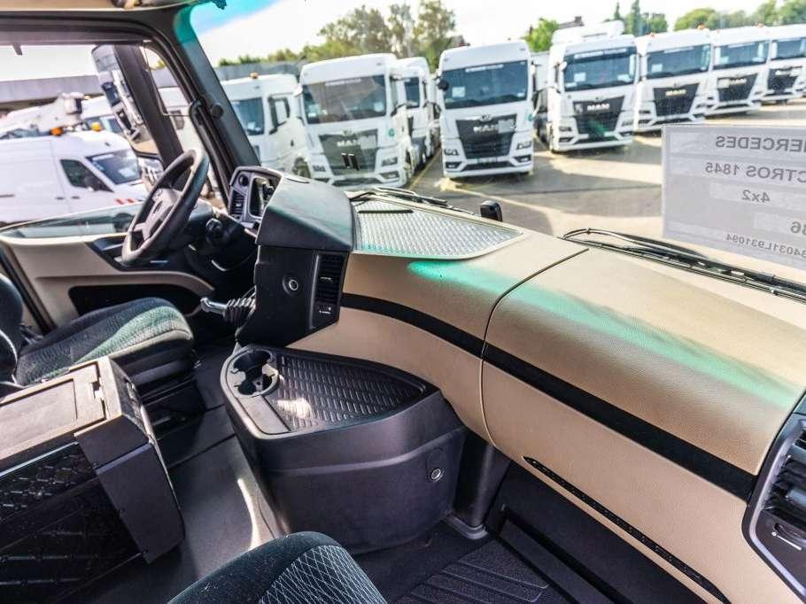 Mercedes-Benz ACTROS 1845 LS Photo 16