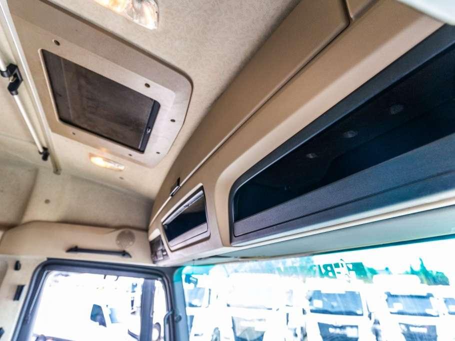 Mercedes-Benz ACTROS 1845 LS Photo 17