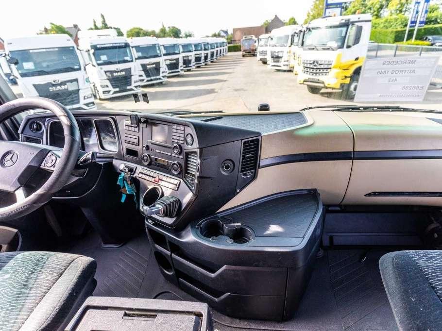 Mercedes-Benz ACTROS 1845 LS Photo 19