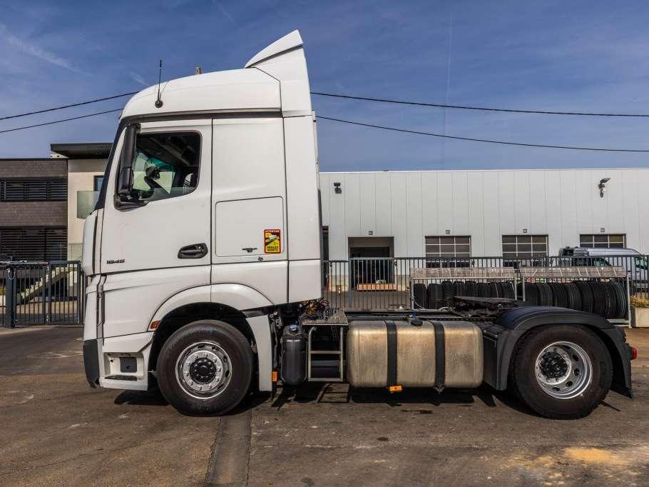 Mercedes-Benz ACTROS 1845 LS Photo 2